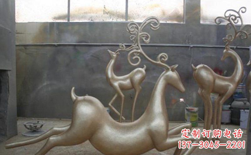 广西铜雕抽象树枝梅花鹿雕塑
