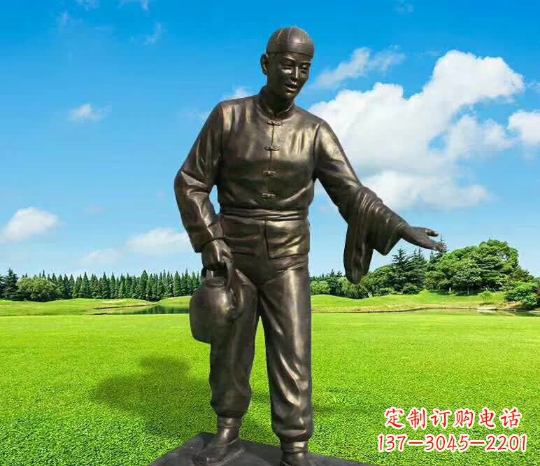 广西铜雕店小二人物雕塑1