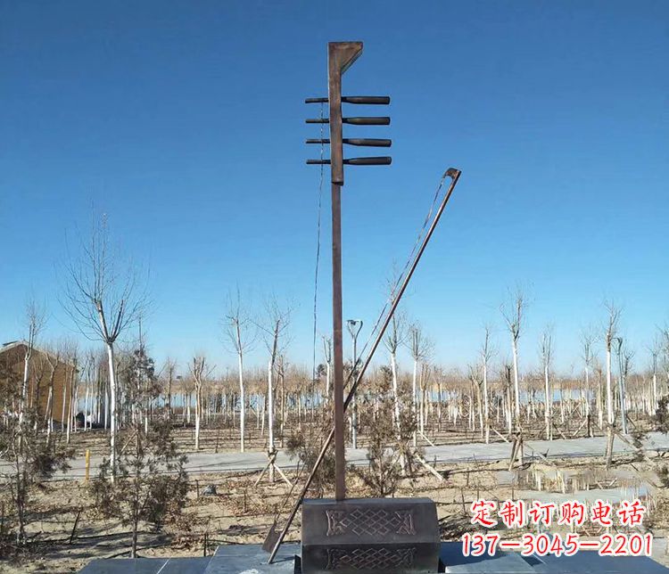 广西铜雕二胡景观雕塑