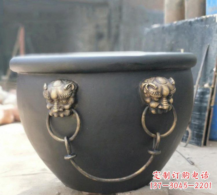 广西铜雕故宫水缸