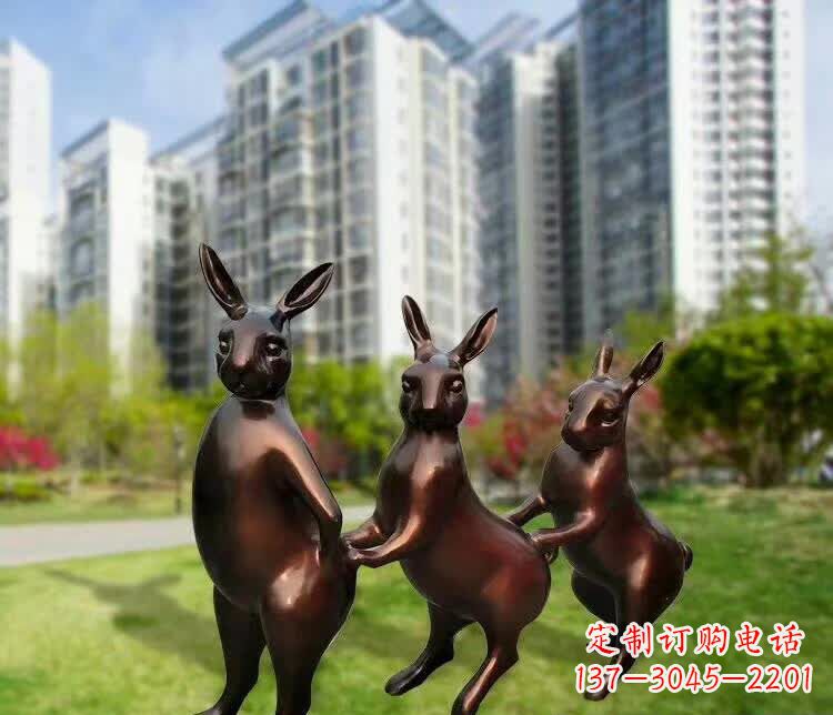 广西铜雕广场动物兔子