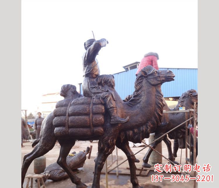 广西铜雕广场骑骆驼雕塑