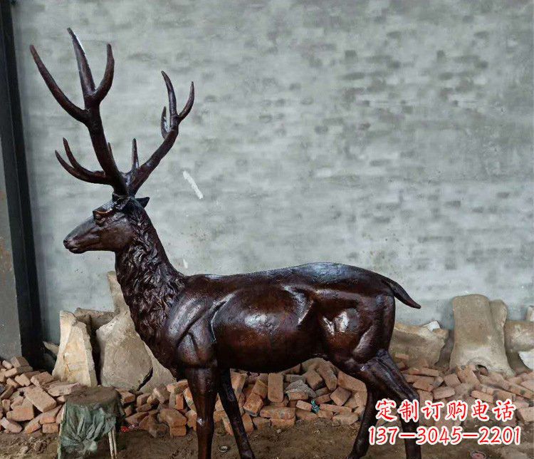 广西铜雕户外公园动物雕塑鹿摆件