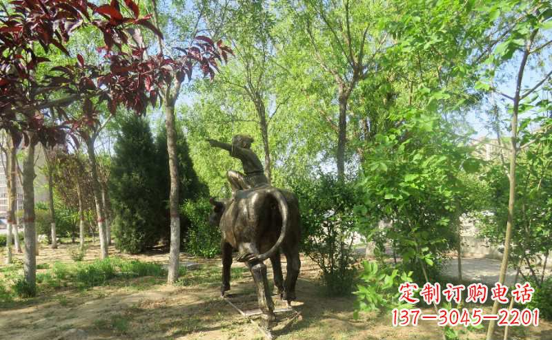 广西铜雕牧童骑牛雕塑
