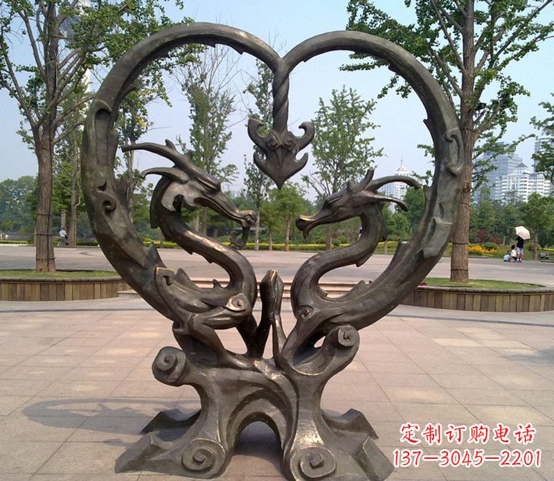 广西铜雕双龙戏珠