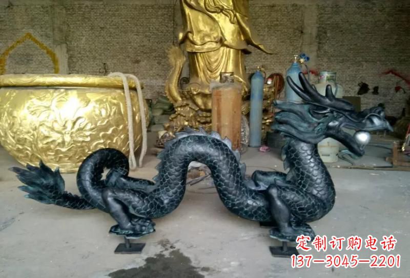 广西铜雕双龙戏珠222
