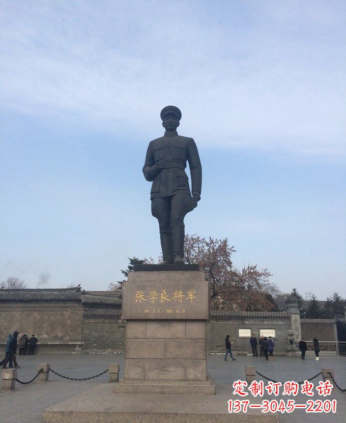 广西铜雕张学良近代名人雕塑