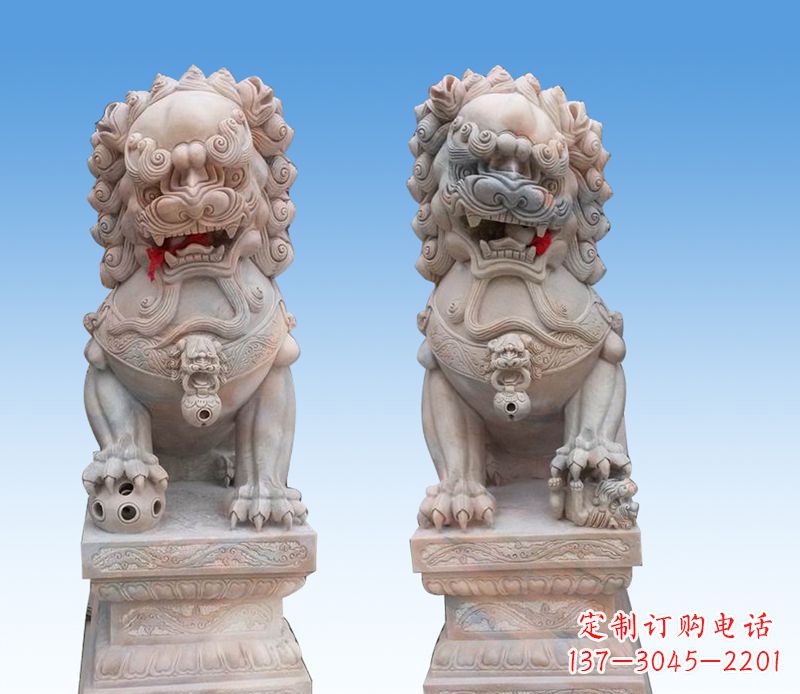 广西晚霞红踩球狮子石雕