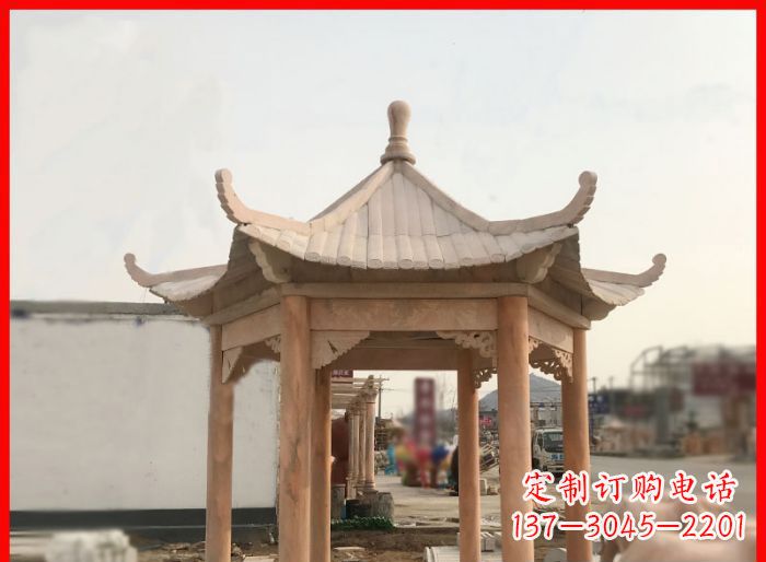广西晚霞红公园六角石雕凉亭