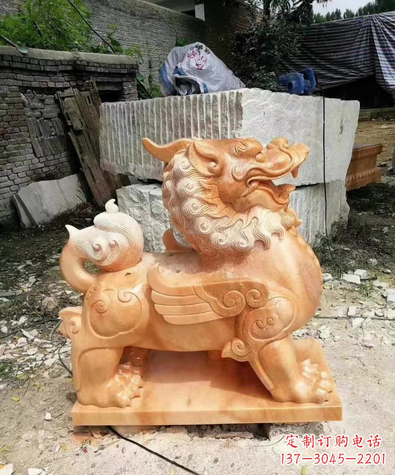 广西晚霞红貔貅雕塑1