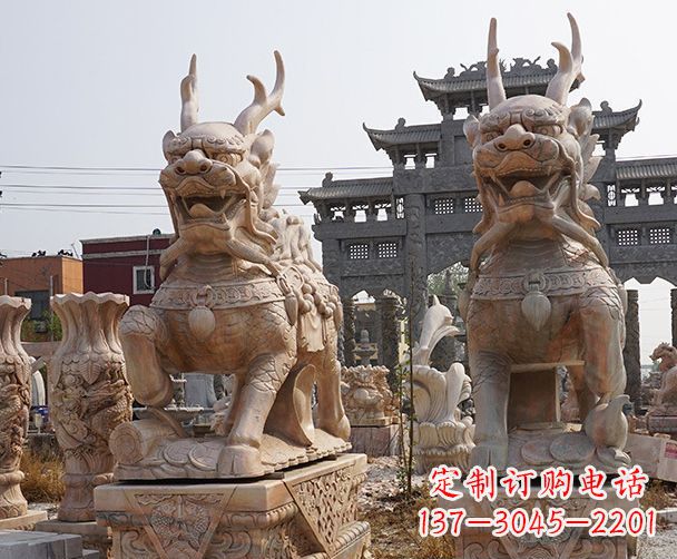 广西晚霞红瑞兽麒麟石雕 (2)