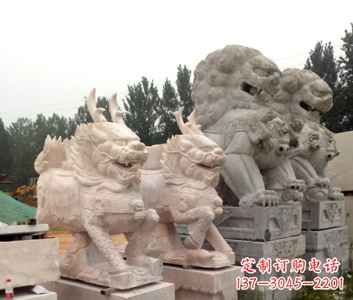 广西晚霞红瑞兽麒麟石雕
