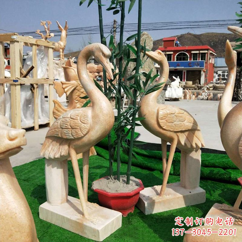广西晚霞红仙鹤石雕