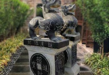 广西貔貅石雕小区看门雕塑