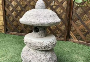 广西青石仿古灯笼雕塑，实现仿古风格的彰显
