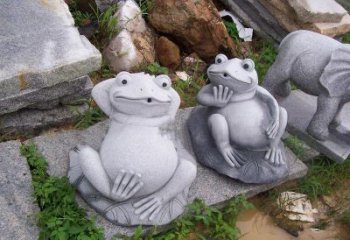 广西别具一格的青石青蛙喷水雕塑