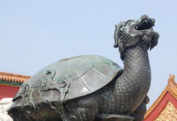 广西青铜龙雕塑，象征传统文化之美