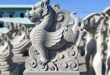 广西造型独特的上古四灵之青龙砂岩石雕塑