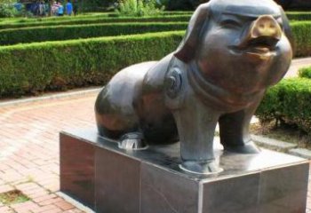 广西古典中国十二生肖猪铜雕塑
