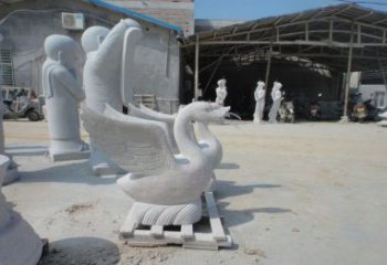 广西中领雕塑：独具特色的天鹅喷水雕塑