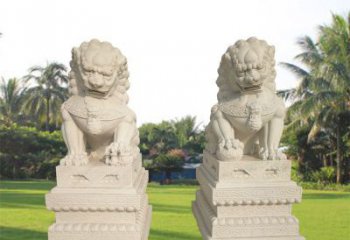 广西狮子雕塑增添华贵气息