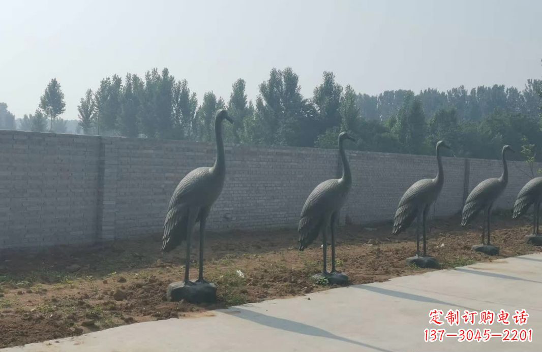 广西仙鹤抽象铜雕