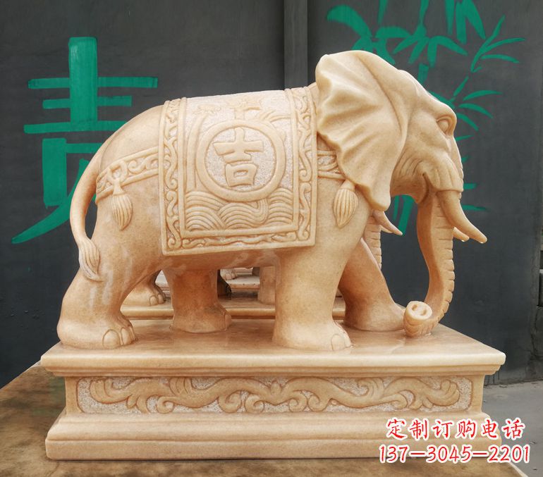 广西现代石雕大象雕像