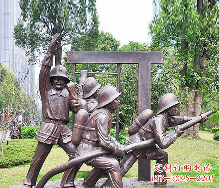 广西消防员人物铜雕 (2)