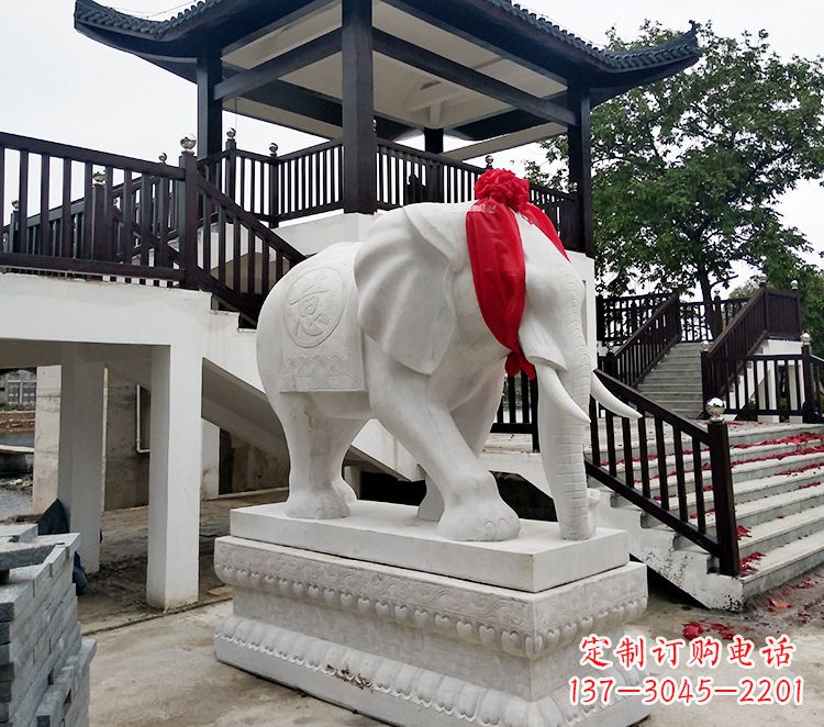 广西小孩大象石雕