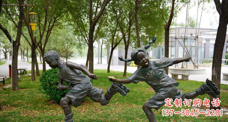 广西小孩人物玩轮滑铜雕