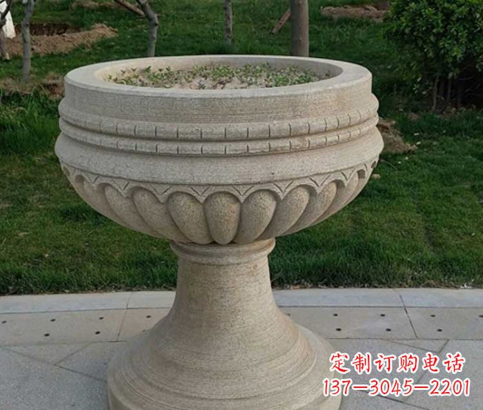 广西小区大理石花盆摆件石雕