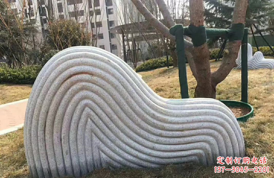 广西小区大理石纹理假山雕塑