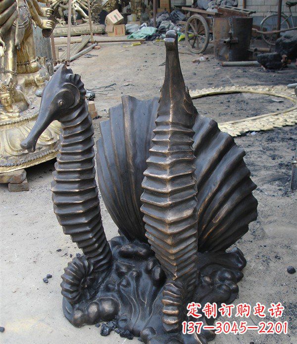 广西小区动物海马铜雕