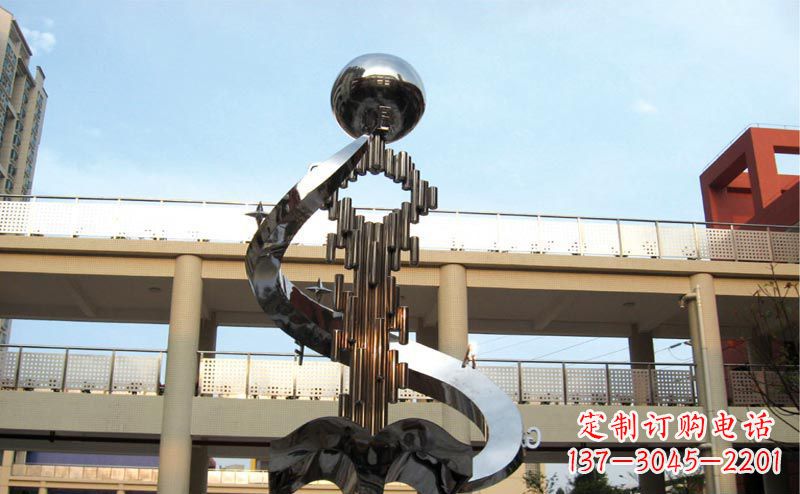 广西校园不锈钢抽象钥匙和书籍雕塑