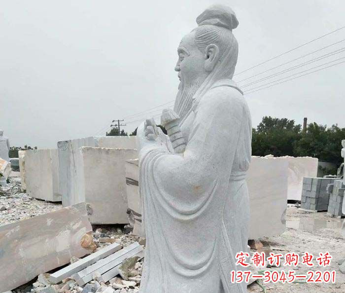 广西校园景观孔子石雕