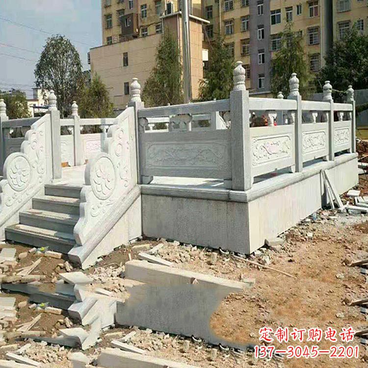 广西校园青石升旗台