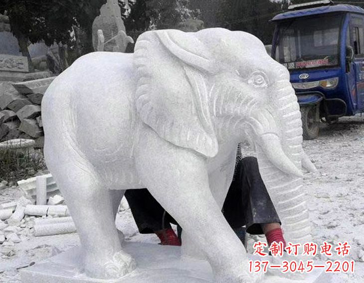 广西写实大象石雕