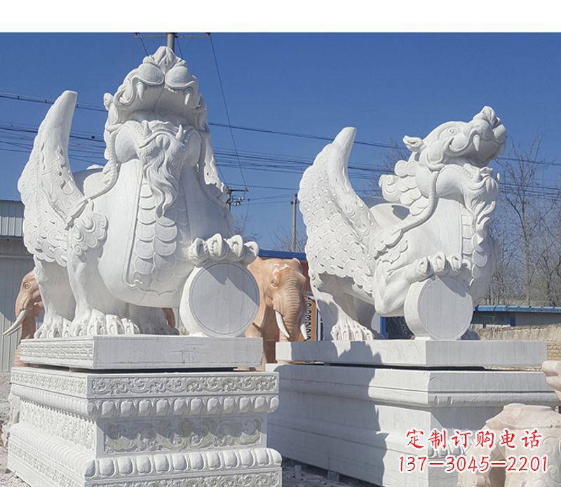 广西獬豸法院门口神兽石雕