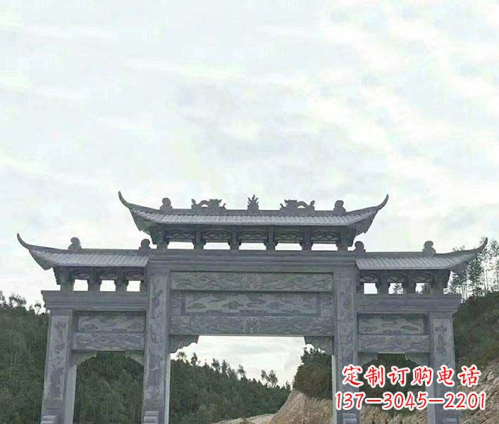 广西园林仿古三门石牌坊景观石雕