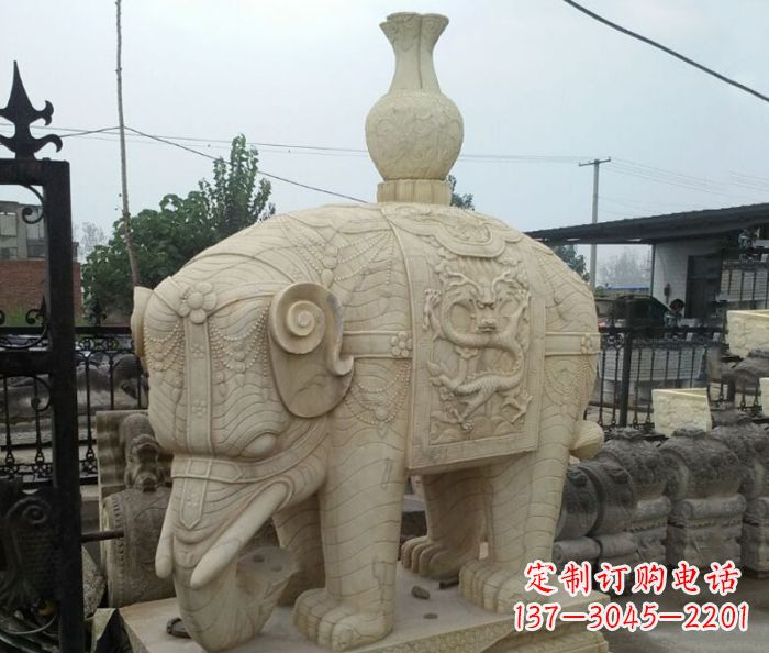 广西园林景观驮瓶大象石雕
