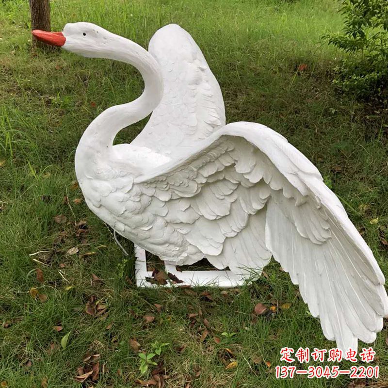 广西展翅飞翔白天鹅仿真发光动物雕塑
