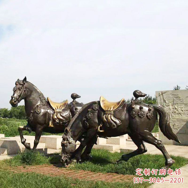 广西战马群公园景区动物情景雕塑