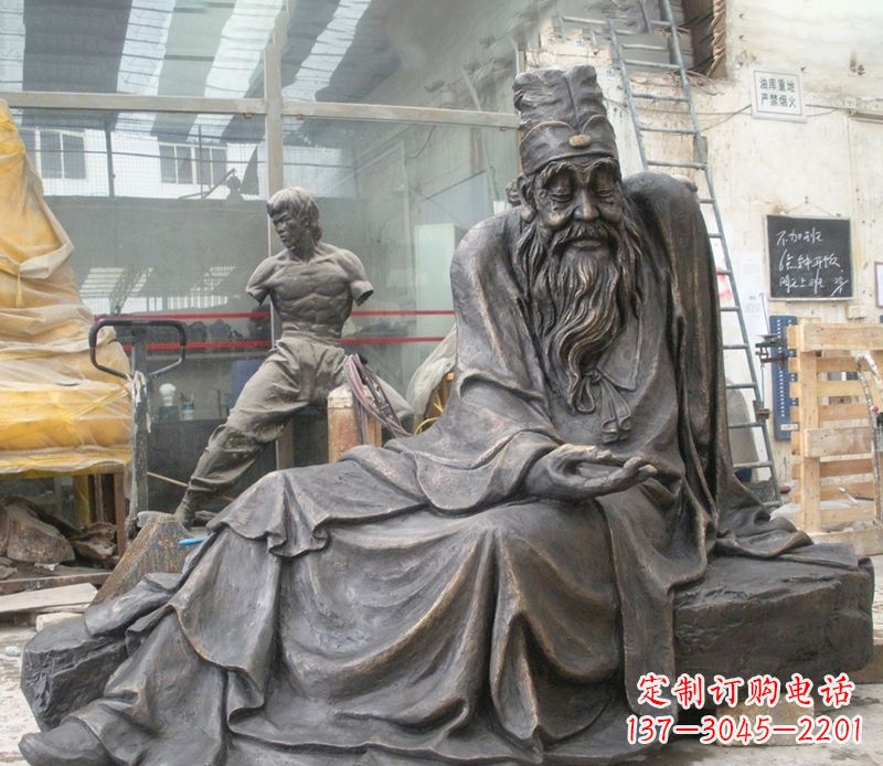 广西张仲景铜雕