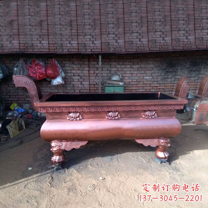 广西长方形铜香炉