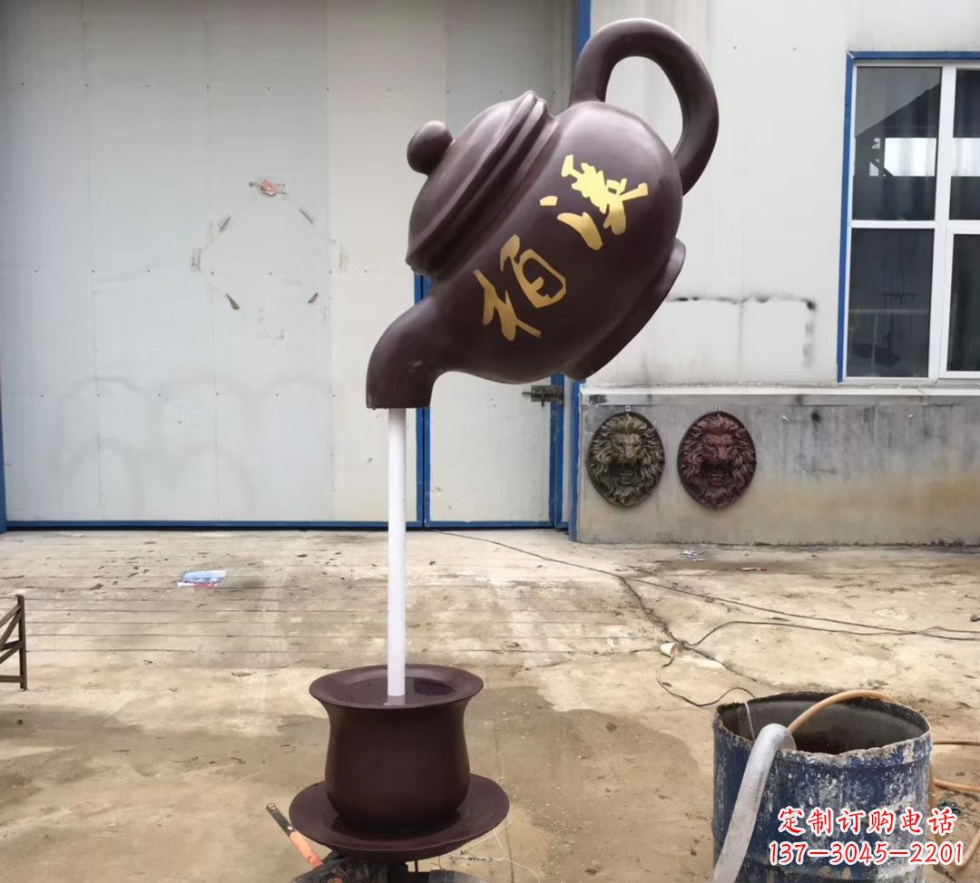 广西招财进宝茶壶喷泉景观雕塑