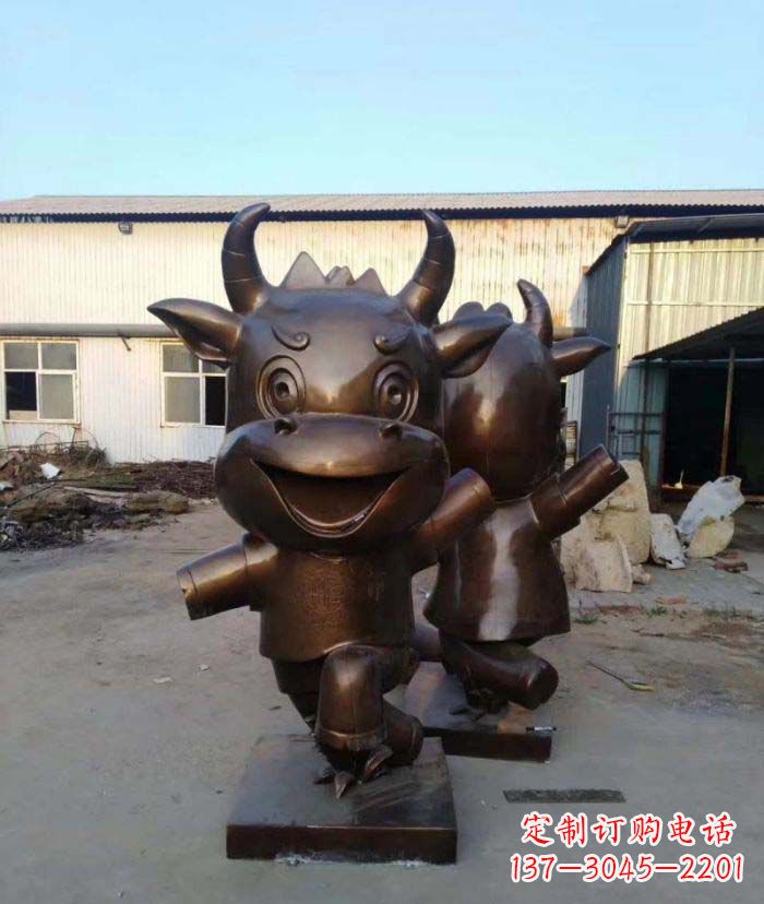 广西招财牛玻璃钢仿铜动物雕塑