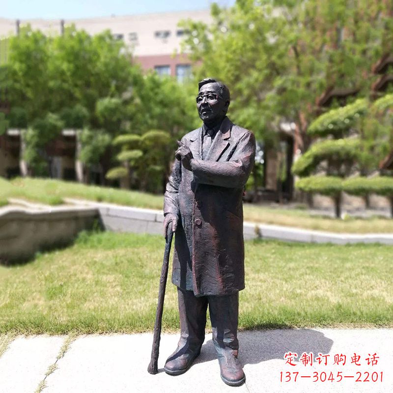 广西中国名人著名数学家华罗庚铜雕像