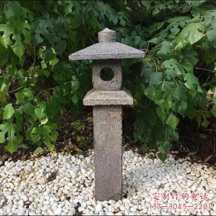 广西中式复古园林石灯