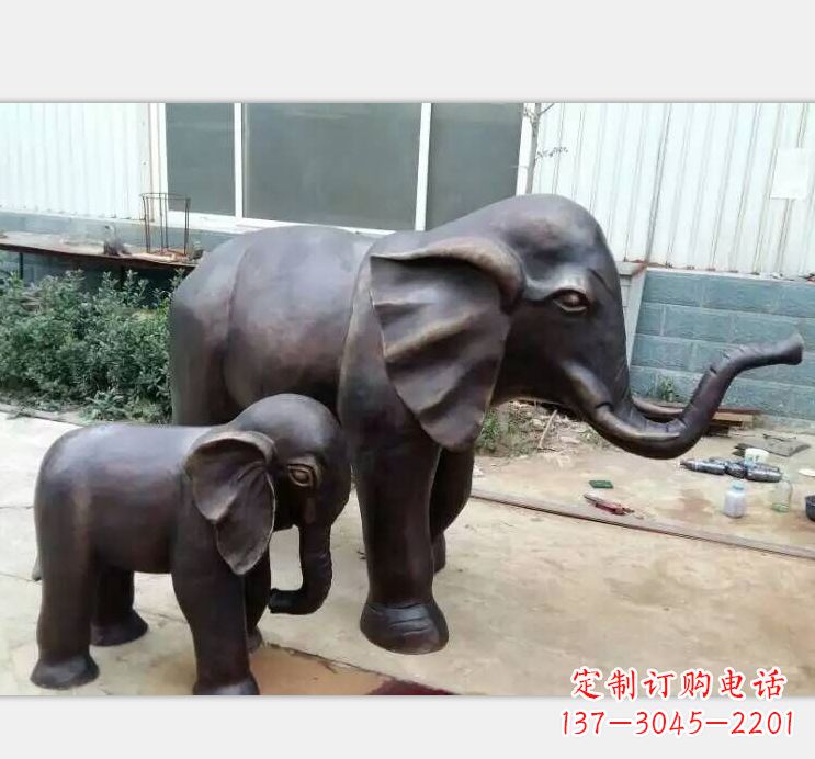 广西铸铜公园大象雕塑
