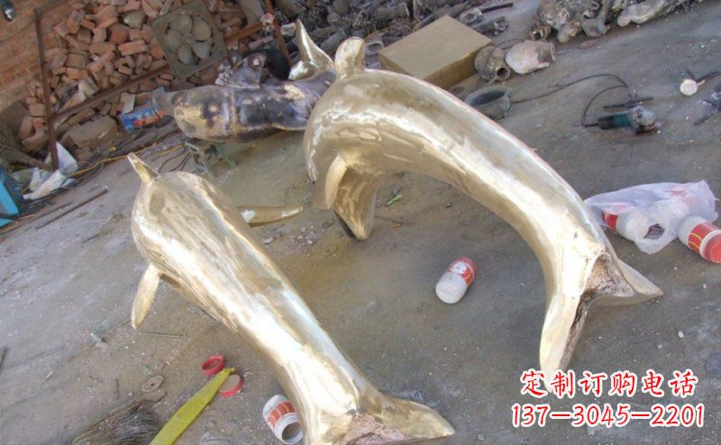 广西铸铜海豚公园动物铜雕